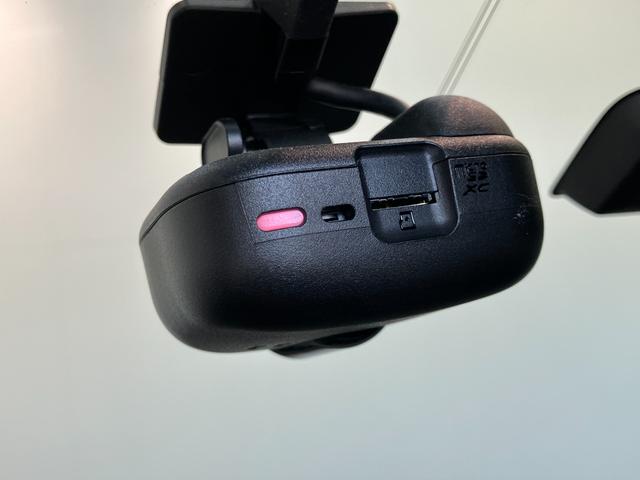 コペンセロ　フルセグナビ　バックカメラ　ＥＴＣ　車検整備付ＬＥＤ　スマートキー　シートヒーター　フルセグナビ　ＤＶＤ　Ｂｌｕｅｔｏｏｔｈ　ＵＳＢ　バックカメラ　ＣＤ録音　ＥＴＣ車載器　電動オープンルーフ　エコアイドル（滋賀県）の中古車
