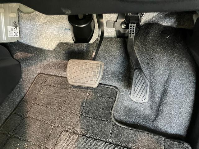 ムーヴキャンバスストライプスＧ　１０型ナビ　Ｐカメラ　駐車支援システム追突被害軽減ブレーキ　コーナーセンサー　ＬＥＤ　スマートキー　両側パワスラ　前席シートヒーター　スマートパノラマパーキング　　ＤＶＤ　Ｂｌｕｅｔｏｏｔｈ　ＵＳＢ　前後車内ドラレコ　パノラマカメラ（滋賀県）の中古車