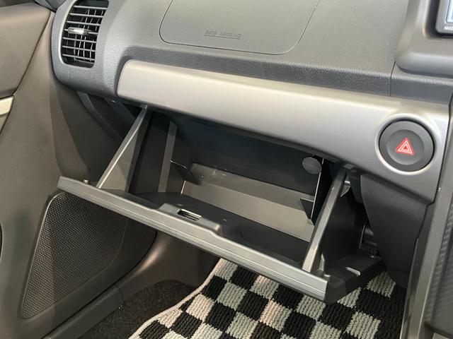 コペンエクスプレイＳ　フルセグナビ　バックカメラ　届出済未使用車ビルシュタインショックアブソーバ　レカロシート　ＭＯＭＯステ　ＬＥＤ　スマートキー　シートヒーター　フルセグナビ　ＤＶＤ　Ｂｌｕｅｔｏｏｔｈ　ＵＳＢ　パドルシフト　電動オープンルーフ（滋賀県）の中古車