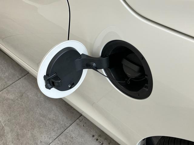 コペンローブ　Ｓ　フルセグナビ　バックカメラ　ドラレコ　車検整備付フルセグナビ　Ｂｌｕｅｔｏｏｔｈ　ＤＶＤ再生　バックカメラ　ドライブレコーダー　前席シートヒーター　パドルシフト　ＭＯＭＯ製ハンドル　レカロシート　ビルシュタイン製ショックアブソーバー　ＬＥＤ（滋賀県）の中古車