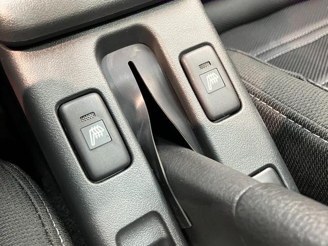 コペンエクスプレイ　電動オープンルーフ　届出済未使用車ＬＥＤヘッドライト　スマートキー　シートヒーター　オートライト　エコアイドル（滋賀県）の中古車