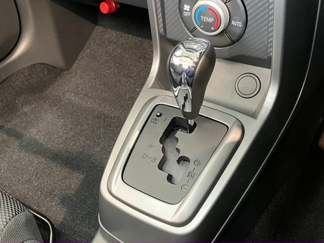 コペンエクスプレイ　電動オープンルーフ　届出済未使用車ＬＥＤヘッドライト　スマートキー　シートヒーター　オートライト　エコアイドル（滋賀県）の中古車