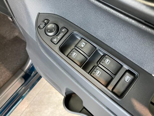 タントＸ　ＬＥＤ　左側電動スライドドア　届出済未使用車追突被害軽減ブレーキ　スマアシ　コーナーセンサー　ＬＥＤ　スマートキー　左側電動スライドドア　前席シートヒーター　ナビ取付時用バックカメラ　オートライト　エコアイドル（滋賀県）の中古車