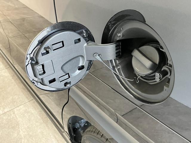 タントカスタムＸ　届出済未使用車　両側電動スライドドア　ＬＥＤ追突被害軽減ブレーキ　スマアシ　コーナーセンサー　ＬＥＤ　スマートキー　両側電動スライドドア　前席シートヒーター　オートエアコン　ナビ取付時用バックカメラ　オートライト　エコアイドル（滋賀県）の中古車