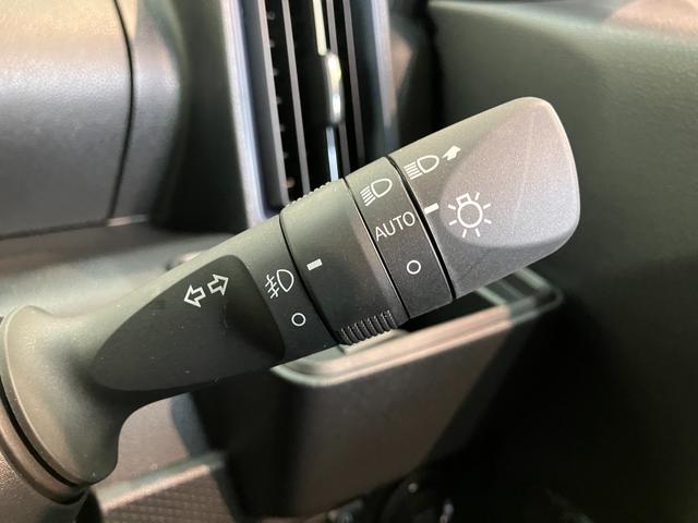 タントカスタムＸ　届出済未使用車　両側電動スライドドア　ＬＥＤ追突被害軽減ブレーキ　スマアシ　コーナーセンサー　ＬＥＤ　スマートキー　両側電動スライドドア　前席シートヒーター　オートエアコン　ナビ取付時用バックカメラ　オートライト　エコアイドル（滋賀県）の中古車