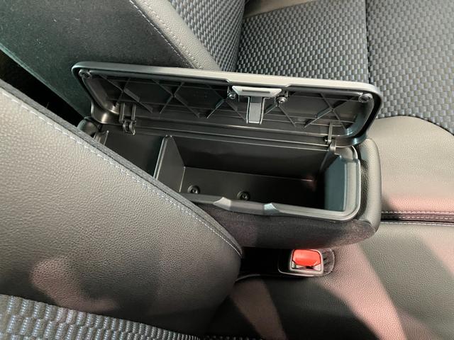 タントカスタムＸ　届出済未使用車　両側電動スライドドア　ＬＥＤ追突被害軽減ブレーキ　スマアシ　コーナーセンサー　ＬＥＤ　スマートキー　両側電動スライドドア　前席シートヒーター　オートエアコン　ナビ取付時用バックカメラ　オートライト　エコアイドル（滋賀県）の中古車