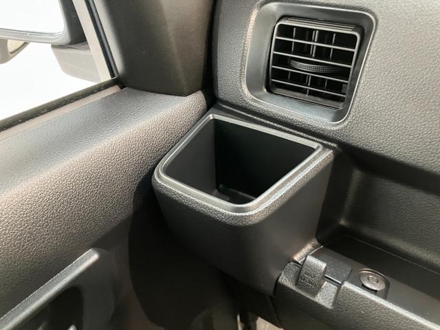 ハイゼットカーゴＤＸ　パートタイム４ＷＤ　キーレス　コーナーセンサー衝突被害軽減ブレーキ　スマアシ　コーナーセンサー　キーレス　前席パワーウインドウ　ＡＭ／ＦＭステレオ　両側スライドドア　パートタイム４ＷＤ　オートライト　エコアイドル（滋賀県）の中古車