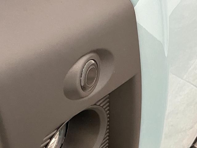 タフトＧ　ダーククロムベンチャー　ＬＥＤ　届出済未使用車追突被害軽減ブレーキ　スマアシ　コーナーセンサー　ＬＥＤ　スマートキー　オートエアコン　前席シートヒーター　ナビ取付時用バックカメラ　オートライト　エコアイドル（滋賀県）の中古車