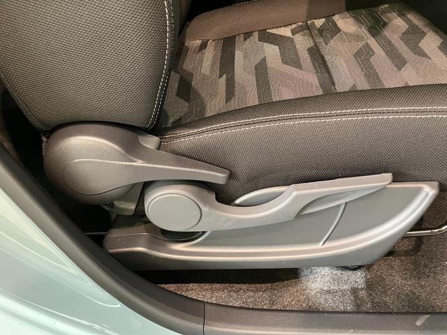 タフトＧ　ダーククロムベンチャー　ＬＥＤ　届出済未使用車追突被害軽減ブレーキ　スマアシ　コーナーセンサー　ＬＥＤ　スマートキー　オートエアコン　前席シートヒーター　ナビ取付時用バックカメラ　オートライト　エコアイドル（滋賀県）の中古車