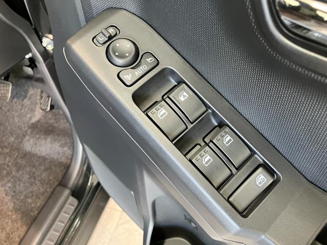 タフトＧ　ダーククロムベンチャー　ＬＥＤ　届出済未使用車衝突被害軽減ブレーキ　スマアシ　コーナーセンサー　ＬＥＤ　スマートキー　オートエアコン　前席シートヒーター　ナビ取付時用バックカメラ　オートライト　エコアイドル（滋賀県）の中古車