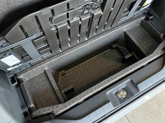 タントＸ　９型ディスプレイオーディオ　フルセグ　左側電動スライド追突被害軽減ブレーキ　スマアシ　コーナーセンサー　ＬＥＤ　スマートキー　左側電動スライドドア　前席シートヒーター　Ｂｌｕｅｔｏｏｔｈ　ＵＳＢ　バックカメラ　オートライト　エコアイドル（滋賀県）の中古車