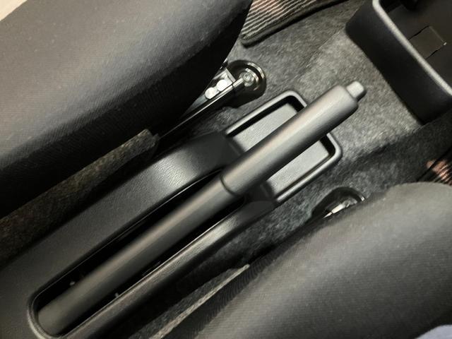 ミライースＬ　ＳＡ３　フルセグナビ　バックカメラ　キーレス衝突被害軽減ブレーキ　スマアシ３　コーナーセンサー　キーレス　フルセグナビ　ＤＶＤ　Ｂｌｕｅｔｏｏｔｈ　ＵＳＢ　バックカメラ　オートライト　エコアイドル（滋賀県）の中古車