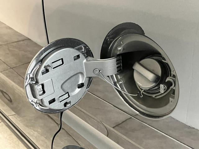 タントカスタムＸ　９型ディスプレイオーディオ　届出済未使用車衝突被害軽減ブレーキ　スマアシ　コーナーセンサー　ＬＥＤ　スマートキー　両側電動スライドドア　前席シートヒーター　９インチディスプレイオーディオ　フルセグ　Ｂｌｕｅｔｏｏｔｈ　ＵＳＢ　バックカメラ（滋賀県）の中古車