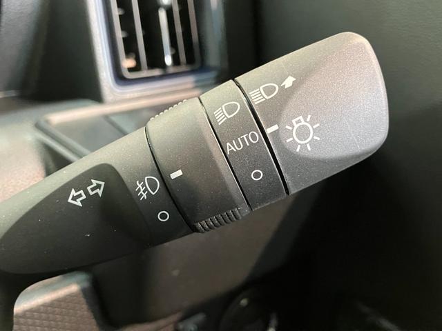 タントカスタムＸ　９型ディスプレイオーディオ　届出済未使用車衝突被害軽減ブレーキ　スマアシ　コーナーセンサー　ＬＥＤ　スマートキー　両側電動スライドドア　前席シートヒーター　９インチディスプレイオーディオ　フルセグ　Ｂｌｕｅｔｏｏｔｈ　ＵＳＢ　バックカメラ（滋賀県）の中古車