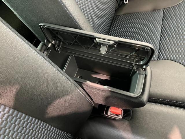 タントカスタムＸ　９型ディスプレイオーディオ　届出済未使用車衝突被害軽減ブレーキ　スマアシ　コーナーセンサー　ＬＥＤ　スマートキー　両側電動スライドドア　前席シートヒーター　９インチディスプレイオーディオ　フルセグ　Ｂｌｕｅｔｏｏｔｈ　ＵＳＢ　バックカメラ（滋賀県）の中古車
