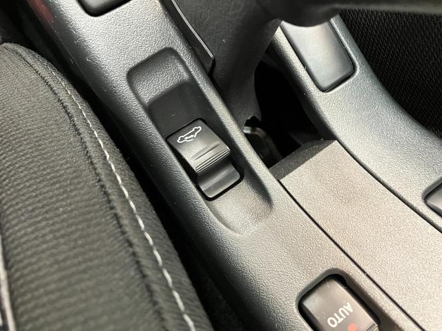 コペンエクスプレイ　フルセグナビ　バックカメラ　ドラレコＣＶＴ　ＬＥＤヘッドライト　スマートキー　シートヒーター　フルセグナビ　ＤＶＤ再生　Ｂｌｕｅｔｏｏｔｈ　ＵＳＢ　ドラレコ　ＥＴＣ　バックカメラ　オートライト　エコアイドル　電動オープンルーフ（滋賀県）の中古車