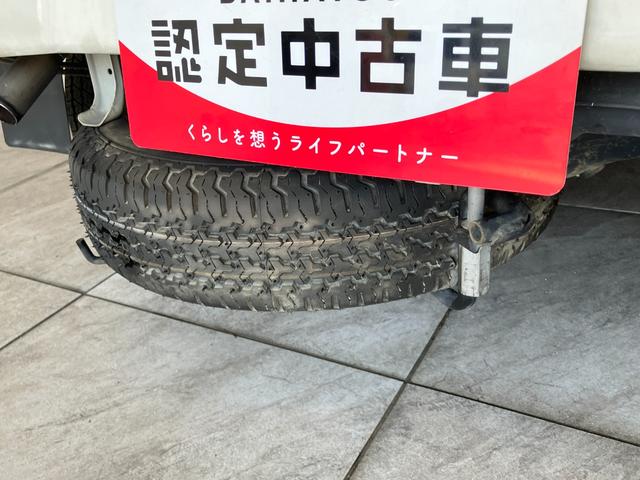 ハイゼットトラックスタンダード　パートタイム４ＷＤ　５ＭＴ　ＡＭ／ＦＭラジオ５ＭＴ　パートタイム４ＷＤ　エアコン　パワステ　ＡＭ／ＦＭラジオ　ＥＴＣ（滋賀県）の中古車