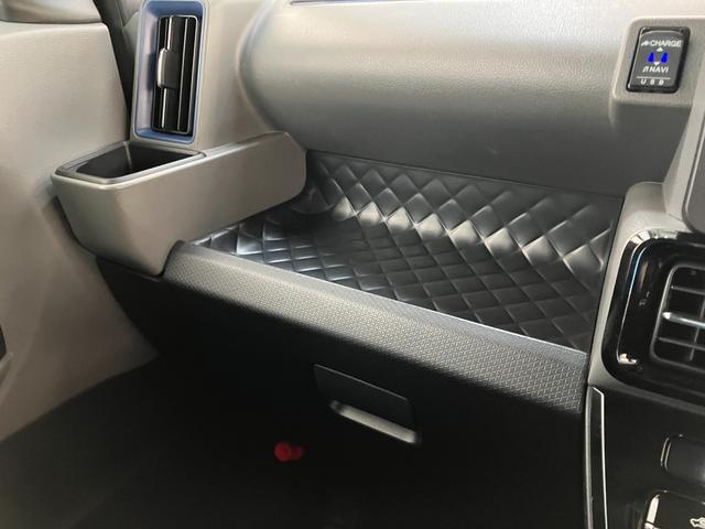 タントカスタムＲＳセレクション　ナビ　Ｂカメラ　車検整備付衝突被害軽減ブレーキ　コーナーセンサー　ＬＥＤ　レーダークルコン　両側電動スライドドア　前席シートヒーター　フルセグナビ　ＤＶＤ　Ｂｌｕｅｔｏｏｔｈ　ＵＳＢ　バックカメラ　ナビ連動前後ドラレコ　ＥＴＣ（滋賀県）の中古車