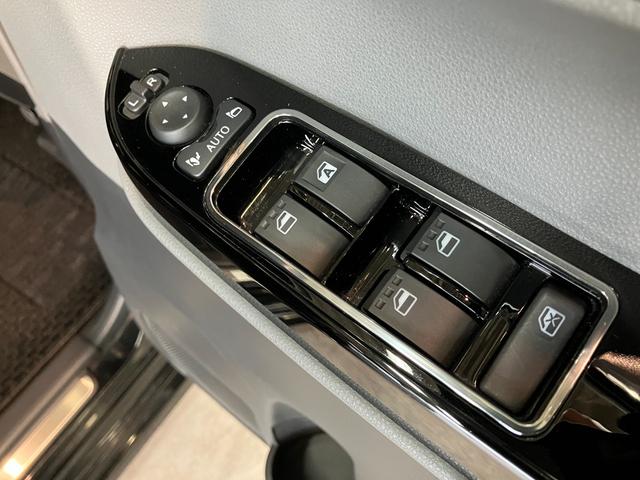 タントカスタムＲＳセレクション　ターボ　フルセグナビ　車検整備付衝突被害軽減ブレーキ　スマアシ　コーナーセンサー　ＬＥＤ　クルーズコントロール　両側パワスラ　前席シートヒーター　フルセグナビ　ＤＶＤ　Ｂｌｕｅｔｏｏｔｈ　ＵＳＢ　バックカメラ　ナビ連動前後ドラレコ（滋賀県）の中古車