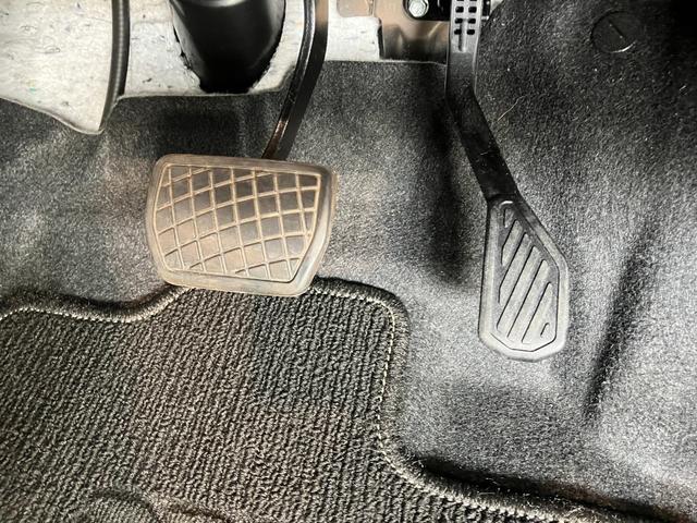 タントカスタムＸセレクション　フルセグナビ　Ｂカメラ　車検整備付衝突被害軽減ブレーキ　コーナーセンサー　フルセグナビ　Ｂｌｕｅｔｏｏｔｈ　ＤＶＤ再生　バックカメラ　前後ドラレコ　両側電動スライドドア　前席シートヒーター　ＬＥＤ　　スマートキー　エコアイドル（滋賀県）の中古車