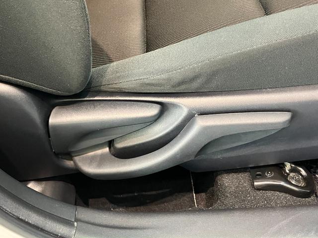 アクアＳスタイルブラック　フルセグナビ　バックカメラ　車検整備付衝突被害軽減ブレーキ　フルセグナビ　バックカメラ　ＴＶコントロール　Ｂｌｕｅｔｏｏｔｈ　前後ドラレコ　ＥＴＣ　ＬＥＤ　オートライト　オートエアコン　スマートキー（滋賀県）の中古車