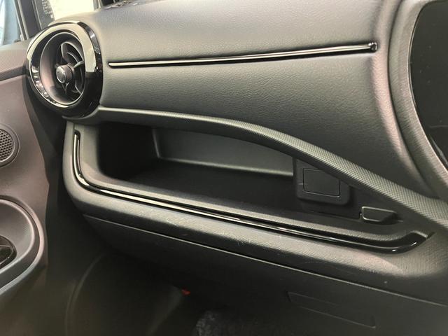 アクアＳスタイルブラック　フルセグナビ　バックカメラ　車検整備付衝突被害軽減ブレーキ　フルセグナビ　バックカメラ　ＴＶコントロール　Ｂｌｕｅｔｏｏｔｈ　前後ドラレコ　ＥＴＣ　ＬＥＤ　オートライト　オートエアコン　スマートキー（滋賀県）の中古車