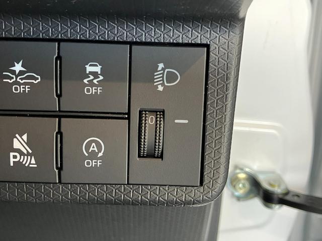 タントＸ　９型ディスプレイオーディオ　Ｂカメラ　前席シートヒーター衝突被害軽減ブレーキ　コーナーセンサー　９インチディスプレイオーディオ　フルセグ　Ｂｌｕｅｔｏｏｔｈ　バックカメラ　左側電動スライドドア　前席シートヒーター　ＬＥＤ　スマートキー　エコアイドル（滋賀県）の中古車