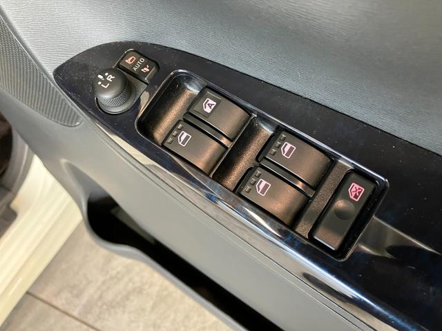 タントカスタムＲＳトップエディションＳＡ２　フルセグナビ　Ｂカメラ衝突被害軽減ブレーキ　スマアシ２　フルセグナビ　Ｂｌｕｅｔｏｏｔｈ　ＤＶＤ再生　ＵＳＢ　バックカメラ　両側電動スライドドア　ＬＥＤ　オートライト　スマートキー　エコアイドル（滋賀県）の中古車