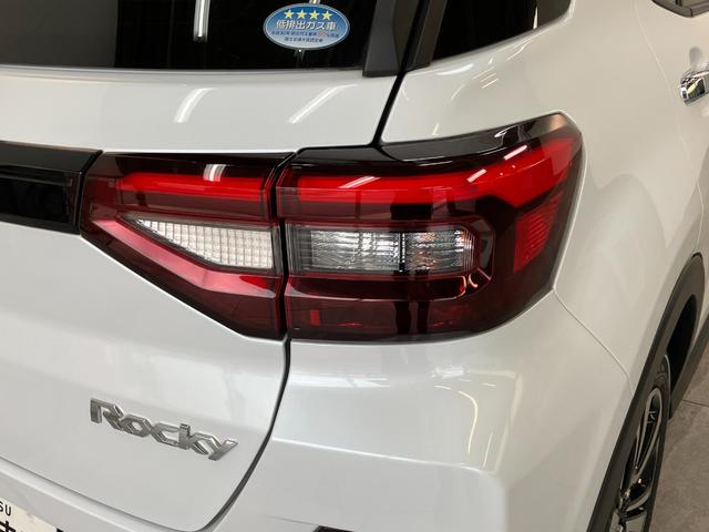 ロッキープレミアム　レーダークルーズコントロール　ＬＥＤ　車検整備付衝突被害軽減ブレーキ　コーナーセンサー　バックカメラ（ナビ装着時用）　前席シートヒーター　ＬＥＤ　レーダークルーズコントロール　オートライト　オートエアコン　スマートキー　エコアイドル（滋賀県）の中古車