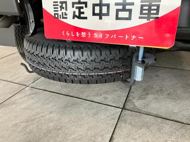 ハイゼットトラックジャンボエクストラ　４ＷＤ　ＬＥＤ　ＣＶＴ車　届出済未使用車衝突被害軽減ブレーキ　コーナーセンサー　ＬＥＤヘッドライト　スマートキー　パワーウインドウ　デフロック　荷台作業灯　パートタイム４ＷＤ　電動格納式ドアミラー　トップシェイドガラス　届出済未使用車（滋賀県）の中古車