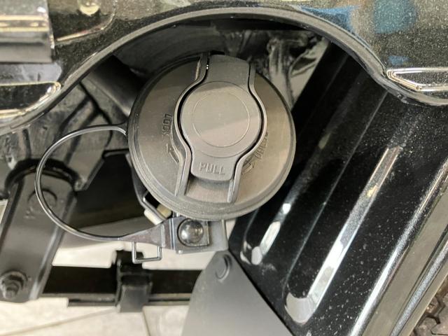 ハイゼットトラックジャンボエクストラ　４ＷＤ　ＬＥＤ　ＣＶＴ車　届出済未使用車衝突被害軽減ブレーキ　コーナーセンサー　ＬＥＤヘッドライト　スマートキー　パワーウインドウ　デフロック　荷台作業灯　パートタイム４ＷＤ　電動格納式ドアミラー　トップシェイドガラス　届出済未使用車（滋賀県）の中古車