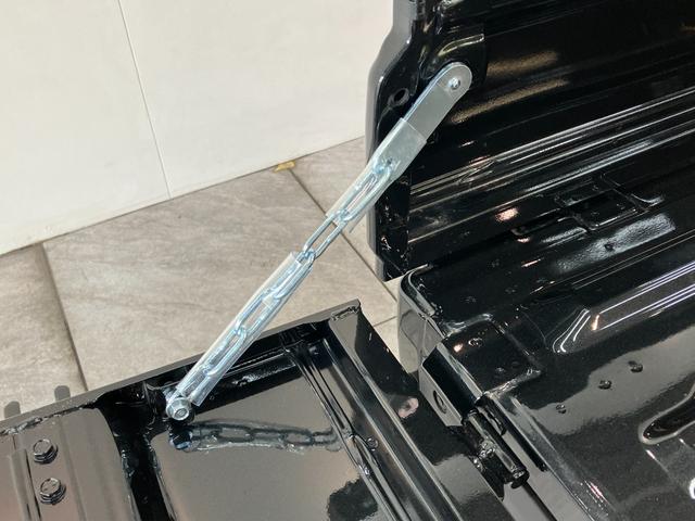 ハイゼットトラックジャンボエクストラ　４ＷＤ　ＬＥＤ　ＣＶＴ車　届出済未使用車衝突被害軽減ブレーキ　コーナーセンサー　ＬＥＤヘッドライト　スマートキー　パワーウインドウ　デフロック　荷台作業灯　パートタイム４ＷＤ　電動格納式ドアミラー　トップシェイドガラス　届出済未使用車（滋賀県）の中古車