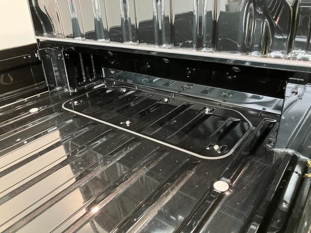ハイゼットトラックジャンボエクストラ　４ＷＤ　ＬＥＤ　ＣＶＴ車　届出済未使用車衝突被害軽減ブレーキ　コーナーセンサー　ＬＥＤヘッドライト　スマートキー　パワーウインドウ　デフロック　荷台作業灯　パートタイム４ＷＤ　電動格納式ドアミラー　トップシェイドガラス　届出済未使用車（滋賀県）の中古車
