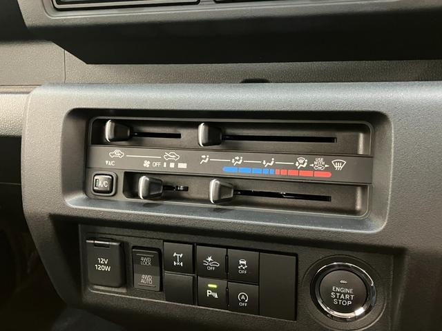 ハイゼットトラックジャンボエクストラ　４ＷＤ　ＬＥＤ　ＣＶＴ　届出済未使用車衝突被害軽減ブレーキ　コーナーセンサー　ＬＥＤヘッドライト　スマートキー　パワーウインドウ　デフロック　荷台作業灯　電動格納式ドアミラー　トップシェイドガラス　パートタイム４ＷＤ　届出済未使用車（滋賀県）の中古車
