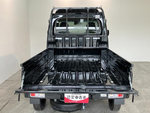 ハイゼットトラックジャンボエクストラ　４ＷＤ　ＬＥＤ　ＣＶＴ　届出済未使用車衝突被害軽減ブレーキ　コーナーセンサー　ＬＥＤヘッドライト　スマートキー　パワーウインドウ　デフロック　荷台作業灯　電動格納式ドアミラー　トップシェイドガラス　パートタイム４ＷＤ　届出済未使用車（滋賀県）の中古車