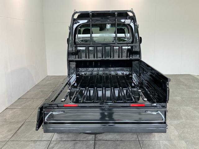 ハイゼットトラックジャンボエクストラ　４ＷＤ　ＬＥＤ　ＣＶＴ　届出済未使用車衝突被害軽減ブレーキ　コーナーセンサー　ＬＥＤヘッドライト　スマートキー　パワーウインドウ　デフロック　荷台作業灯　電動格納式ドアミラー　トップシェイドガラス　パートタイム４ＷＤ　届出済未使用車（滋賀県）の中古車