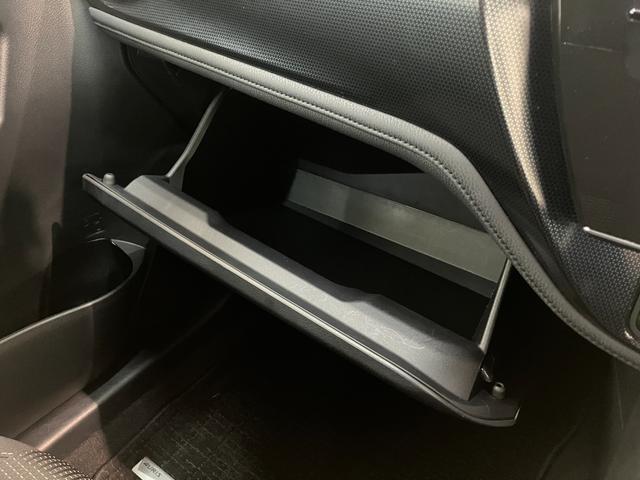 オーリス１５０Ｘ　ワンセグナビ　バックカメラ　ドラレコ　車検整備付衝突被害軽減ブレーキ　ワンセグナビ　バックカメラ　ドラレコ　ＥＴＣ　オートライト　オートエアコン　スマートキー（滋賀県）の中古車
