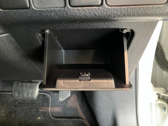 オーリス１５０Ｘ　ワンセグナビ　バックカメラ　ドラレコ　車検整備付衝突被害軽減ブレーキ　ワンセグナビ　バックカメラ　ドラレコ　ＥＴＣ　オートライト　オートエアコン　スマートキー（滋賀県）の中古車
