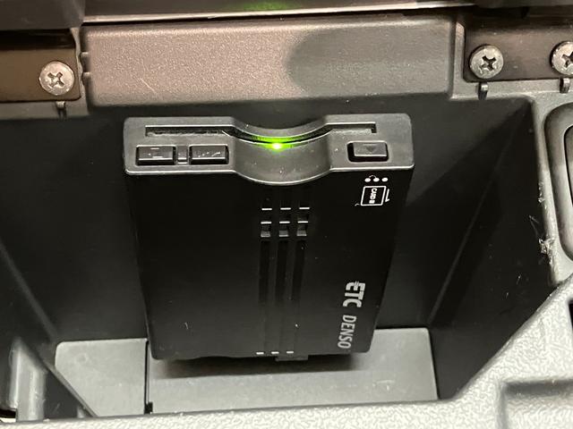 コペンローブ　フルセグナビ　バックカメラ　車検整備付フルセグナビ　バックカメラ　ＤＶＤ再生　Ｂｌｕｅｔｏｏｔｈ　ＵＳＢ　シートヒーター　ＬＥＤライト　スマートキー　オートエアコン　エコアイドル（滋賀県）の中古車