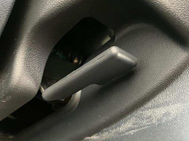 コペンローブ　フルセグナビ　バックカメラ　車検整備付フルセグナビ　バックカメラ　ＤＶＤ再生　Ｂｌｕｅｔｏｏｔｈ　ＵＳＢ　シートヒーター　ＬＥＤライト　スマートキー　オートエアコン　エコアイドル（滋賀県）の中古車