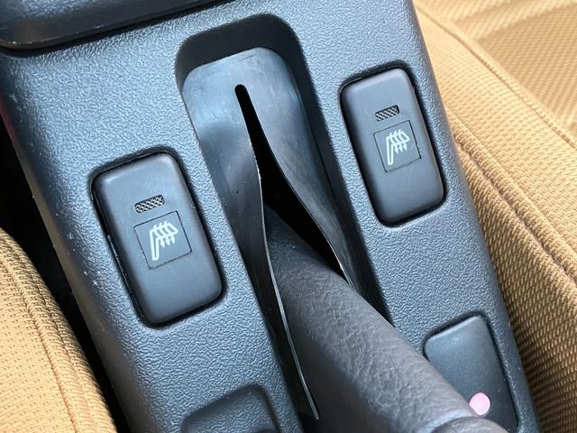 コペンローブ　フルセグナビ　バックカメラ　車検整備付フルセグナビ　バックカメラ　ＤＶＤ再生　Ｂｌｕｅｔｏｏｔｈ　ＵＳＢ　シートヒーター　ＬＥＤライト　スマートキー　オートエアコン　エコアイドル（滋賀県）の中古車