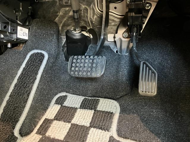 コペンローブ　フルセグナビ　バックカメラ　車検整備付フルセグナビ　バックカメラ　ＤＶＤ再生　Ｂｌｕｅｔｏｏｔｈ　ＵＳＢ　シートヒーター　ＬＥＤライト　スマートキー　オートエアコン　エコアイドル（滋賀県）の中古車