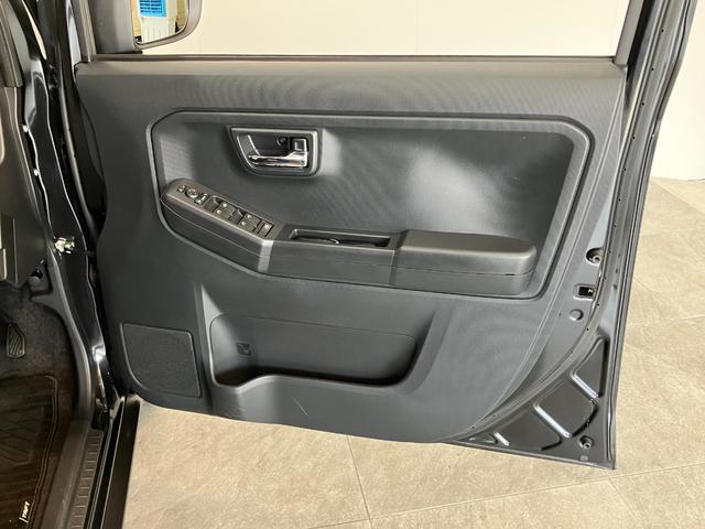 タフトＧダーククロムベンチャー　ＣＤステレオ　車検整備付衝突被害軽減ブレーキ　スマアシ　コーナーセンサー　ＬＥＤ　スマートキー　オートエアコン　前席シートヒーター　ナビ取付時用バックカメラ　ドラレコ　ＥＴＣ　オートライト　エコアイドル（滋賀県）の中古車