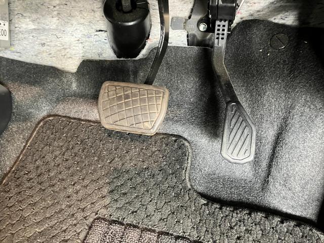タントファンクロス　ディスプレイオーディオ　車検整備付衝突被害軽減ブレーキ　コーナーセンサー　ディスプレイオーディオ　ＵＳＢ　バックカメラ　両側電動スライドドア　前席シートヒーター　ＬＥＤ　オートライト　オートエアコン　スマートキー　エコアイドル（滋賀県）の中古車