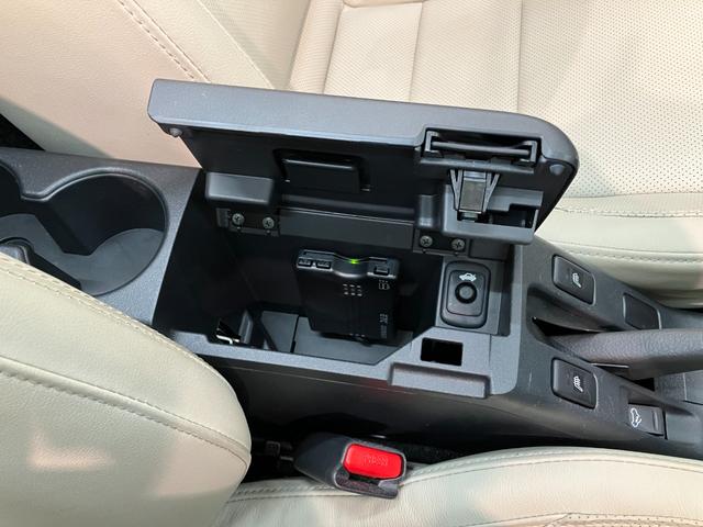 コペン２０ｔｈアニバーサリーエディション　フルセグナビ　ドラレコフルセグナビ　Ｂｌｕｅｔｏｏｔｈ　ＤＶＤ再生　ドライブレコーダー　ＥＴＣ車載器　パドルシフト　ＭＯＭＯ製ハンドル　レカロシート　ＢＢＳ製アルミ　シートヒーター　ＬＥＤ　オートライト　スマートキー（滋賀県）の中古車