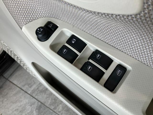 ムーヴＬ　ＳＡ　ワンセグナビ　バックカメラ　走行４万８千キロ衝突被害軽減ブレーキ　スマアシ１　ワンセグナビ　ＤＶＤ再生　Ｂｌｕｅｔｏｏｔｈ　バックカメラ　キーレス　エコアイドル　ベンチシート（滋賀県）の中古車