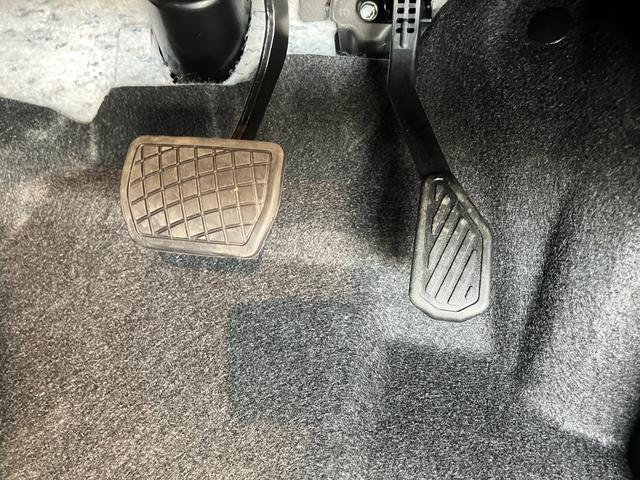 タントカスタムＸ　両側電動スライドドア　ＬＥＤ　届出済未使用車衝突被害軽減ブレーキ　コーナーセンサー　バックカメラ（ナビ装着時用）　両側電動スライドドア　前席シートヒーター　電動パーキングブレーキ　ＬＥＤ　オートライト　オートエアコン　スマートキー　エコアイドル（滋賀県）の中古車