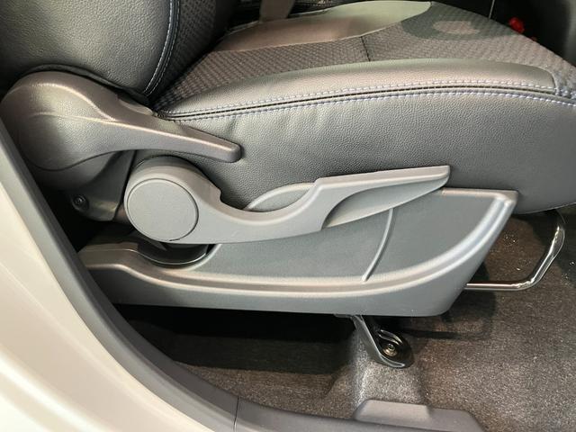 タントカスタムＲＳ　ターボ　両側電動スライドドア　届出済未使用車衝突被害軽減ブレーキ　スマアシ　コーナーセンサー　ターボ　ＬＥＤ　スマートキー　両側電動スライドドア　前席シートヒーター　オートエアコン　ナビ取付時用バックカメラ　オートライト　エコアイドル（滋賀県）の中古車