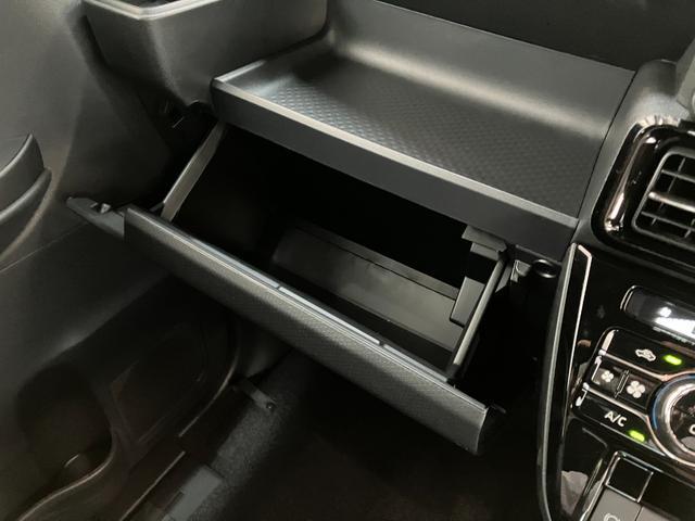 タントカスタムＲＳ　ターボ　両側電動スライドドア　届出済未使用車衝突被害軽減ブレーキ　スマアシ　コーナーセンサー　ターボ　ＬＥＤ　スマートキー　両側電動スライドドア　前席シートヒーター　オートエアコン　ナビ取付時用バックカメラ　オートライト　エコアイドル（滋賀県）の中古車