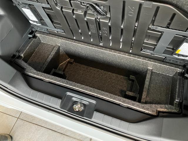タントカスタムＲＳ　ターボ　両側電動スライドドア　届出済未使用車衝突被害軽減ブレーキ　スマアシ　コーナーセンサー　ターボ　ＬＥＤ　スマートキー　両側電動スライドドア　前席シートヒーター　オートエアコン　ナビ取付時用バックカメラ　オートライト　エコアイドル（滋賀県）の中古車